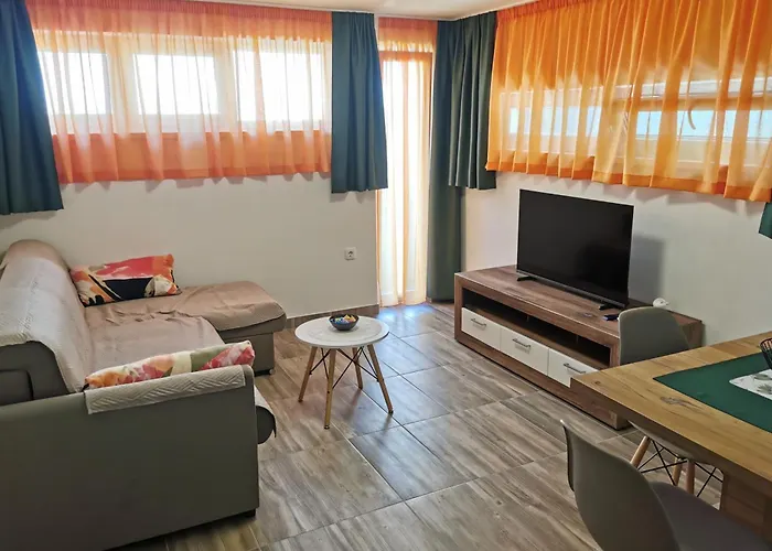 With Parking Space - 24527 Apartment *