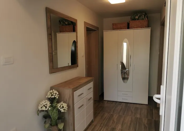 Apartment With Parking Space - 24527