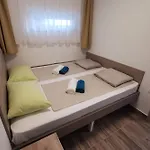 With Parking Space - 24527 诺维·维诺多尔斯基