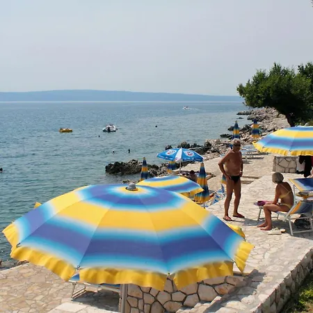 With Parking Space - 24527 Novi Vinodolski