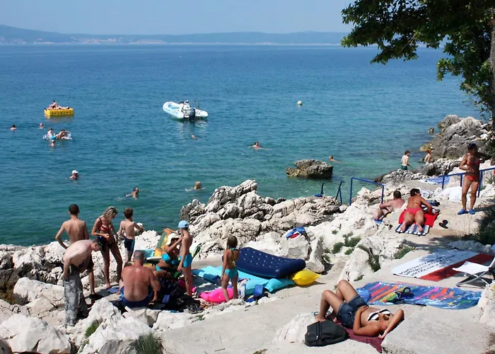 아파트 With Parking Space - 24527 노비비노돌스키